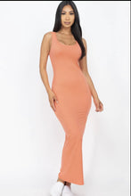Load image into Gallery viewer, Basic Maxi Dress