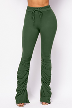 Load image into Gallery viewer, Chel's Ruched Leggings
