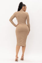 Load image into Gallery viewer, TURTLE NECK MAXI DRESS
