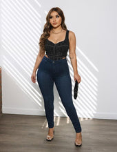 Load image into Gallery viewer, Chel's Welt Pocket High Rise Skinny Jeans

